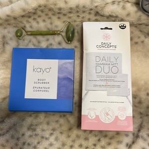 3 Piece Spa Set (Jade Roller, Daily Hammam Mitt Duo, Body Scrubber)